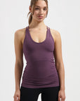 Lyrais Yoga Tank - Berry