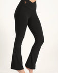 Aura Flared Yoga Sporthose – Onyx Black