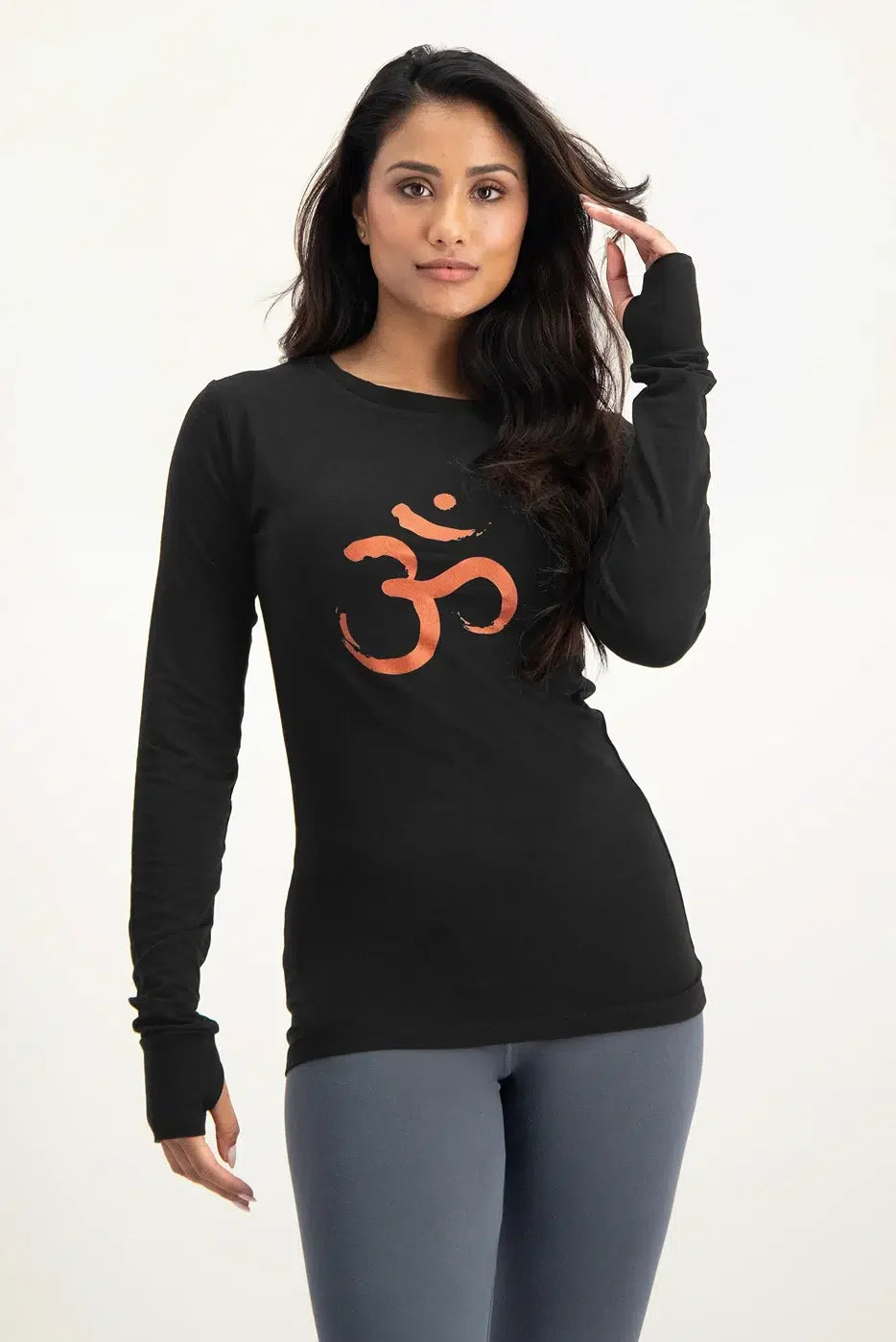 Karuna OM Bamboo Longsleeve Yoga Shirt Onyx Black %%page%% %%sep