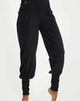Devi Yoga Broek - Urban Black