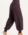 Rhea Yoga Hose - Berry
