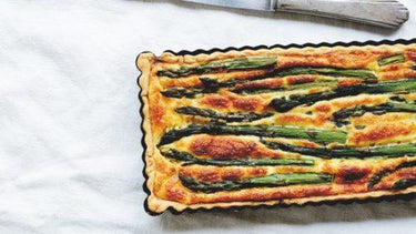 Zomers picknickrecept: Aspergetaart voor luxe on the go