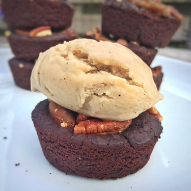 Brownies meet espresso ice-cream by Celina Liya
