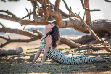Yoga voor je nek en schouders: 3 oefeningen om pijn te verminderen