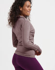 Ishtar Langarm-Yoga-Shirt - Onyx Black