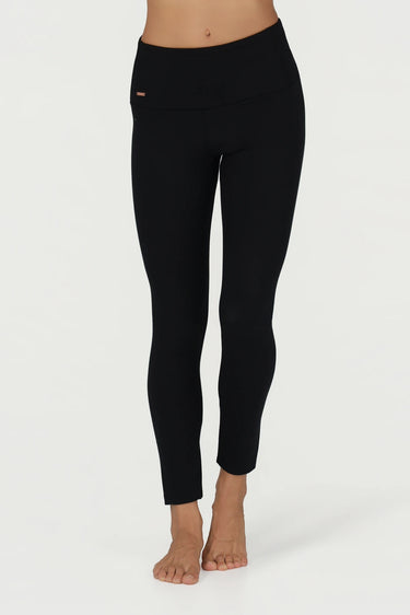 Aina 7/8 Yoga Leggings - Onyx Black