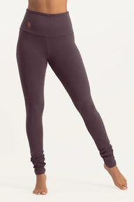 Gaia Yoga Leggings - Berry