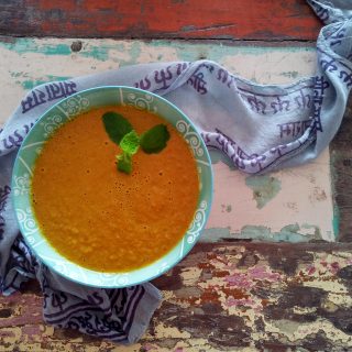Carrot soup raw