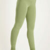 Satya Bamboo Yoga Leggings-Sage-13125550-Seitenmodell