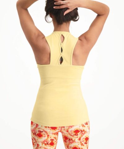Bliss Top met cut out op de rug – lichtgeel honeysuckle – Urban Goddess - achterkant