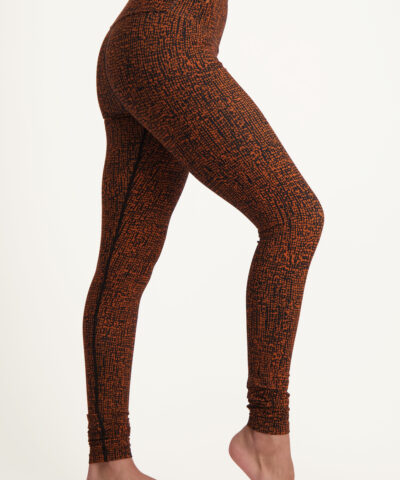 Satya yoga leggings with print - high waist yoga leggings - matrix mocca - 14015513